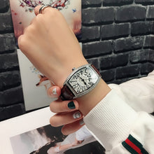 Load image into Gallery viewer, 2019 New Hot Selling Couple Watch Wine Barrel Shape FM Full Star Watch Full Diamond Waterproof Quartz Watch